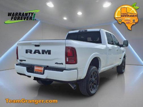 Bright White Clearcoat 2027 RAM 2500 Laramie