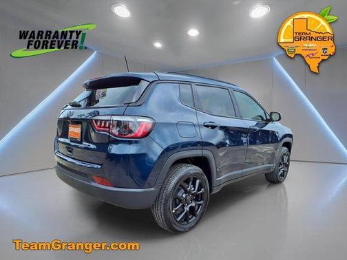 Fathom Blue Pearl Coat 2026 Jeep Compass Latitude