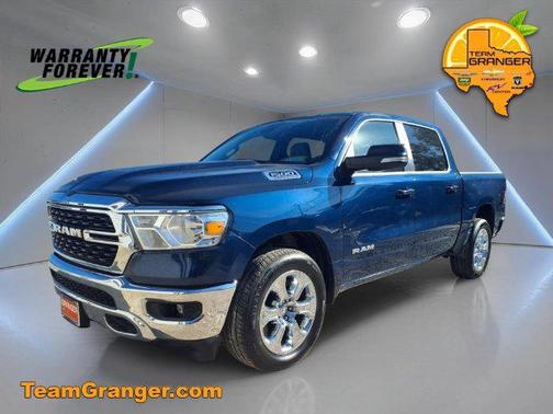 Patriot Blue Pearlcoat 2022 RAM 1500 Big Horn/Lone Star