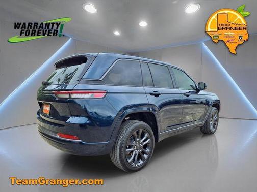 Fathom Blue Pearlcoat 2026 Jeep Grand Cherokee Limited