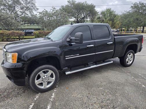 2011 GMC Sierra 2500 Denali