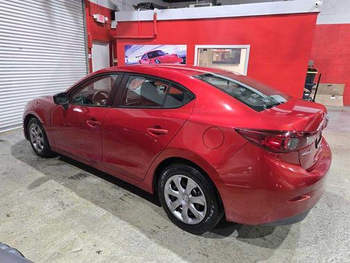 2015 Mazda Mazda3 i Sport