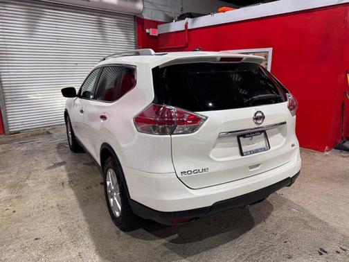 2015 Nissan Rogue SV
