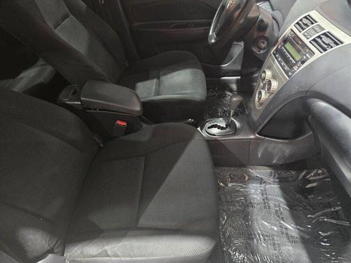 2009 Toyota Yaris Base