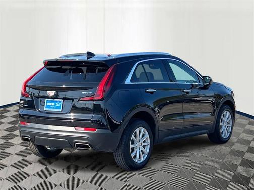 2023 Cadillac XT4 Luxury