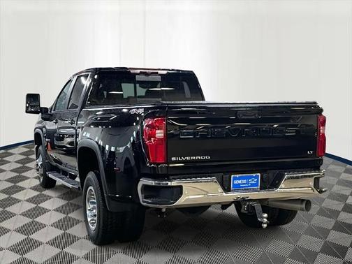 2024 Chevrolet Silverado 3500 LT