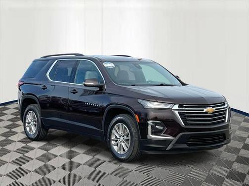 2022 Chevrolet Traverse LT Cloth