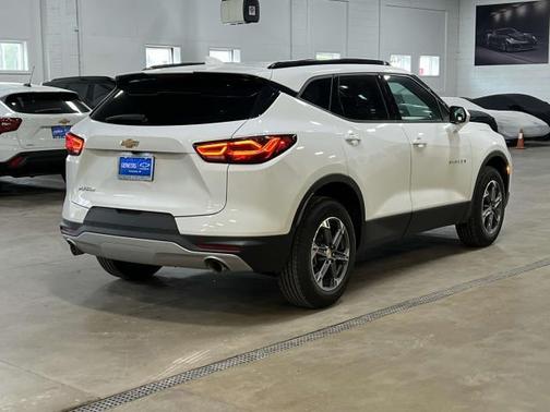 2025 Chevrolet Blazer 2LT
