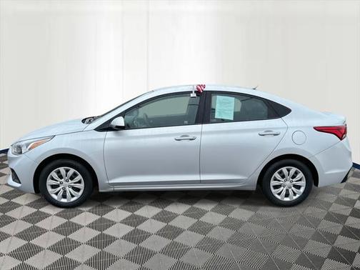 2021 Hyundai Accent SE