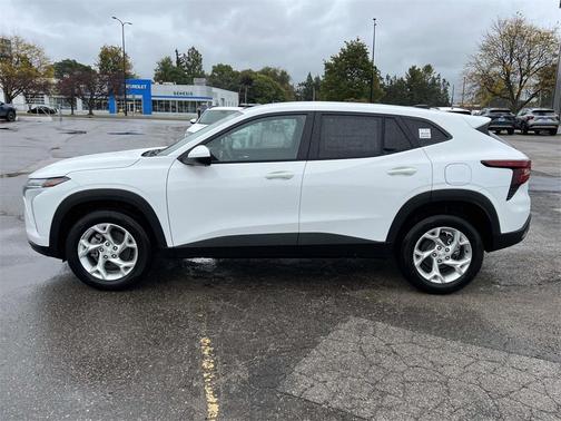 2026 Chevrolet Trax LS
