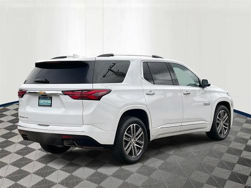2023 Chevrolet Traverse High Country