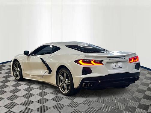 2024 Chevrolet Corvette Stingray w/2LT