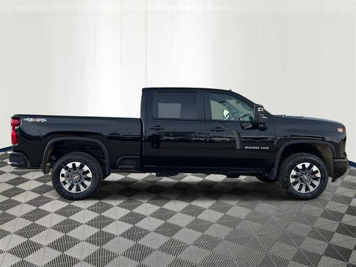 2026 Chevrolet Silverado 2500 Custom
