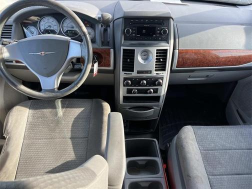 2009 Chrysler Town & Country Touring