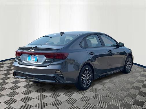 2022 Kia Forte GT-Line