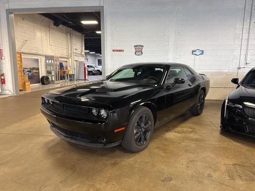 2023 Dodge Challenger SXT