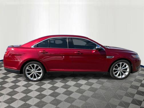 2018 Ford Taurus Limited