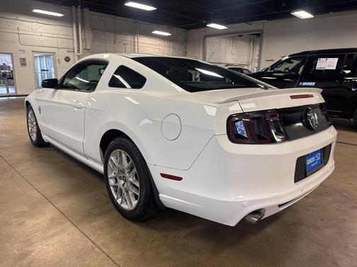 2013 Ford Mustang V6