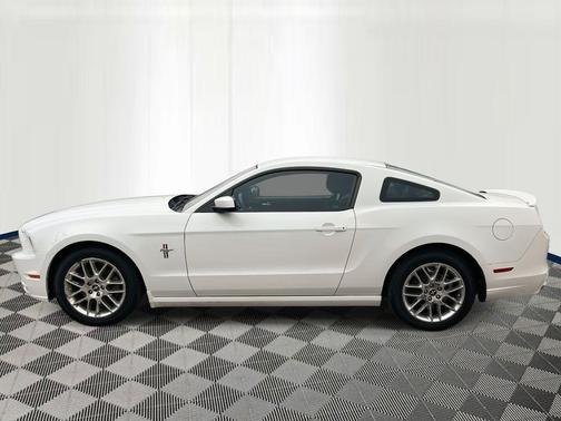 2013 Ford Mustang V6