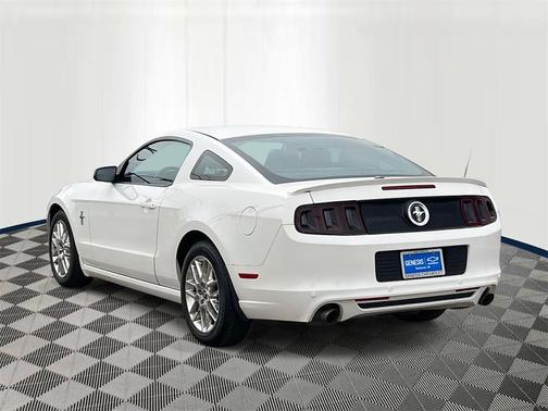 2013 Ford Mustang V6