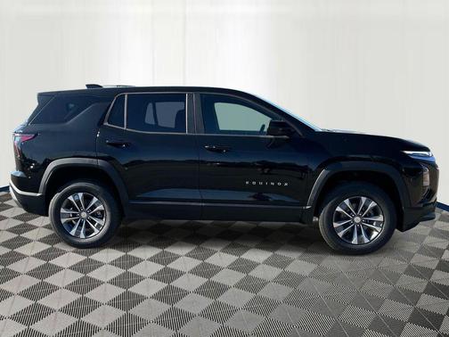 Mosaic Black Metallic 2026 Chevrolet Equinox 1LT