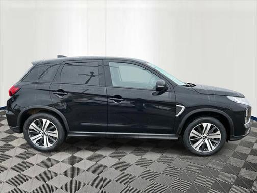 2024 Mitsubishi Outlander Sport SE