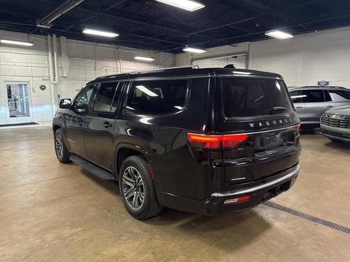 2023 Jeep Wagoneer L Series II 4x4