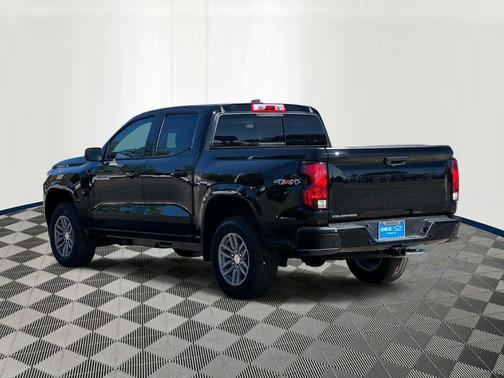Black 2026 Chevrolet Colorado LT