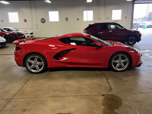 2026 Chevrolet Corvette Stingray w/2LT