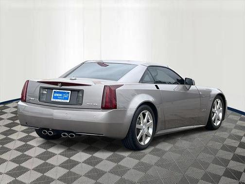 2005 Cadillac XLR Base