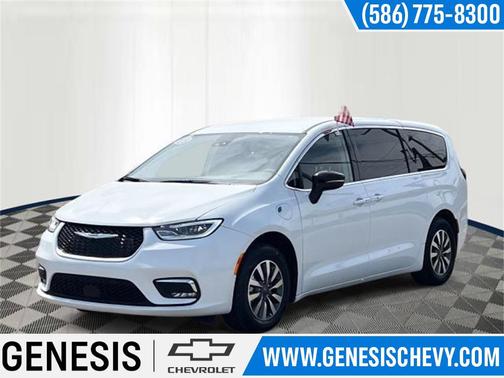 2024 Chrysler Pacifica Hybrid Select