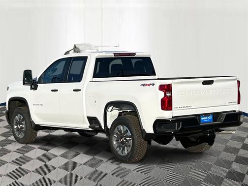 2026 Chevrolet Silverado 2500 Custom