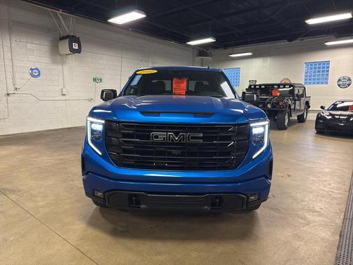 2022 GMC Sierra 1500 Elevation