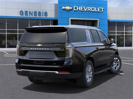 2025 Chevrolet Suburban LT