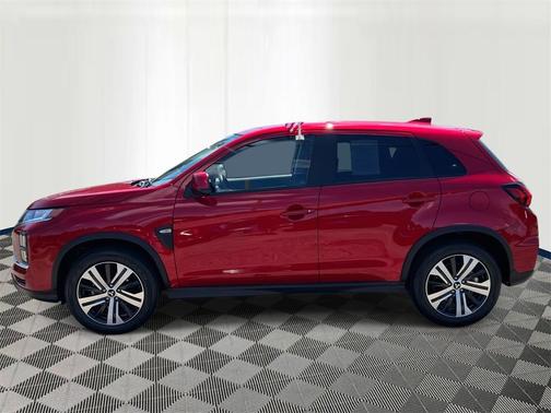 2025 Mitsubishi Outlander Sport SE