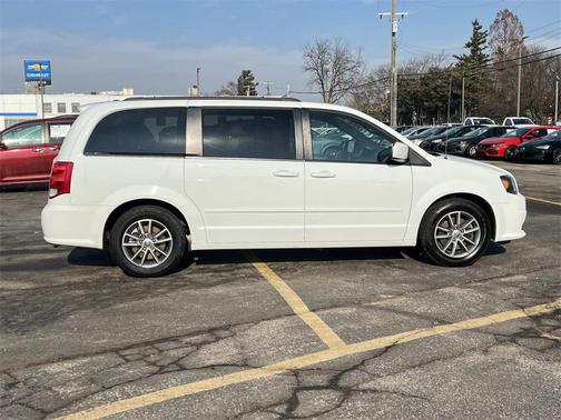 2014 Dodge Grand Caravan R/T