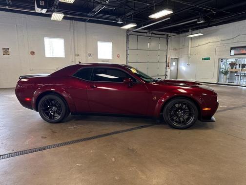 2022 Dodge Challenger R/T Scat Pack Widebody