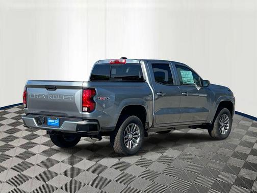 Sterling Gray Metallic 2026 Chevrolet Colorado LT
