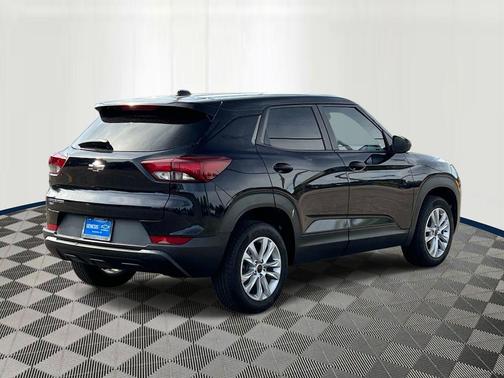 Midnight Blue Metallic 2021 Chevrolet Trailblazer LS