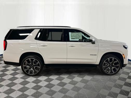 2026 Chevrolet Tahoe 4WD RST