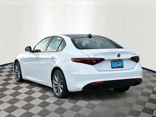 2022 Alfa Romeo Giulia Ti