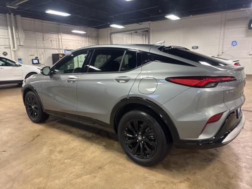 2024 Buick Envista Sport Touring FWD