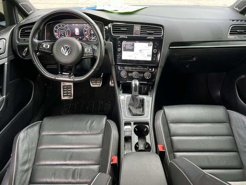 2019 Volkswagen Golf R 2.0T DSG