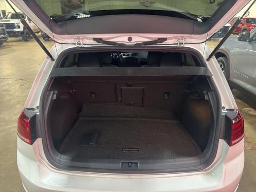 2019 Volkswagen Golf R 2.0T DSG