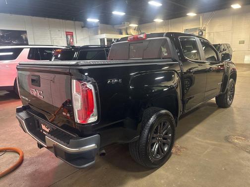 Onyx Black 2020 GMC Canyon SLE