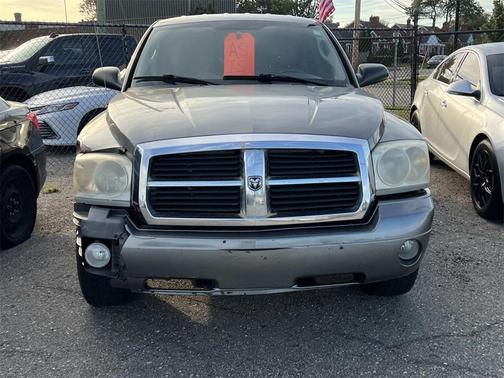 2005 Dodge Dakota ST Club Cab