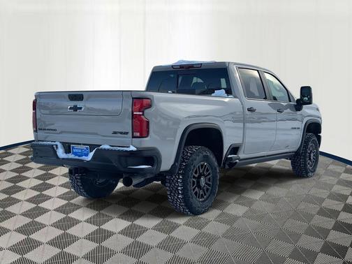 White Sands 2026 Chevrolet Silverado 2500 Crew Cab, Standard Bed, ZR2, 4WD
