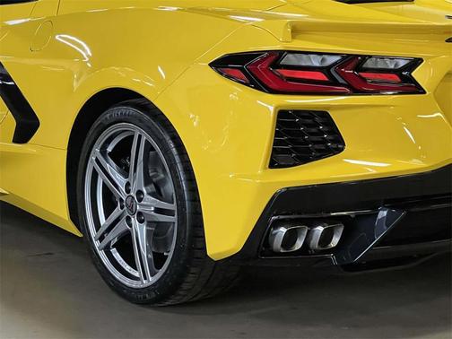 2026 Chevrolet Corvette Stingray w/2LT