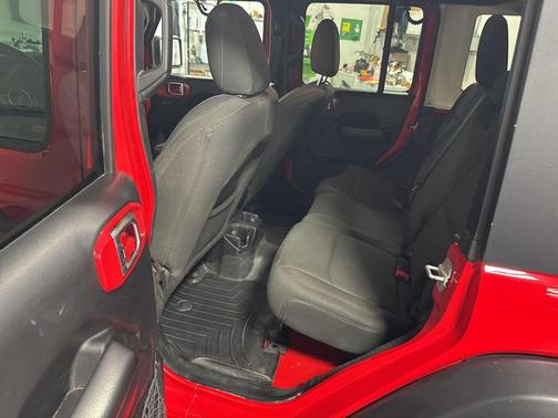 2019 Jeep Wrangler Unlimited Sport