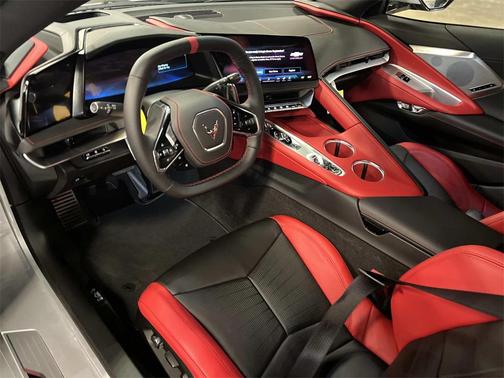 2026 Chevrolet Corvette Stingray w/2LT